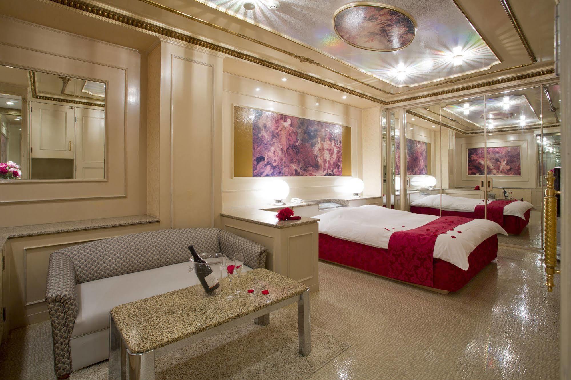 Hotel Casablanca (Adults Only) Osaka Exterior photo